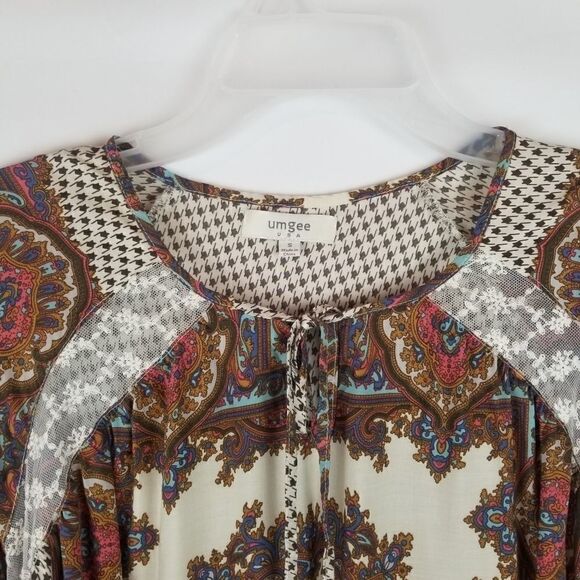Cute UMGEE USA BOHO TOP WITH FRONT TIE. FLORAL DESIGN. SIZE S. - Picture 3 of 14